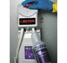 Dispensador de Dilución / Dosificación de Limpiadores Químicos Betco® FASTDRAW®